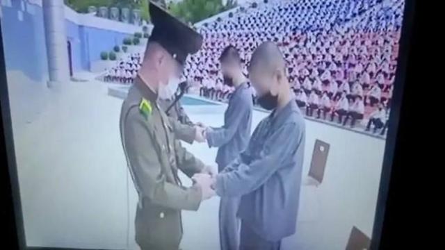 “腐朽文化毒害青少年” BBC公开朝鲜中学生看韩剧遭判刑场面