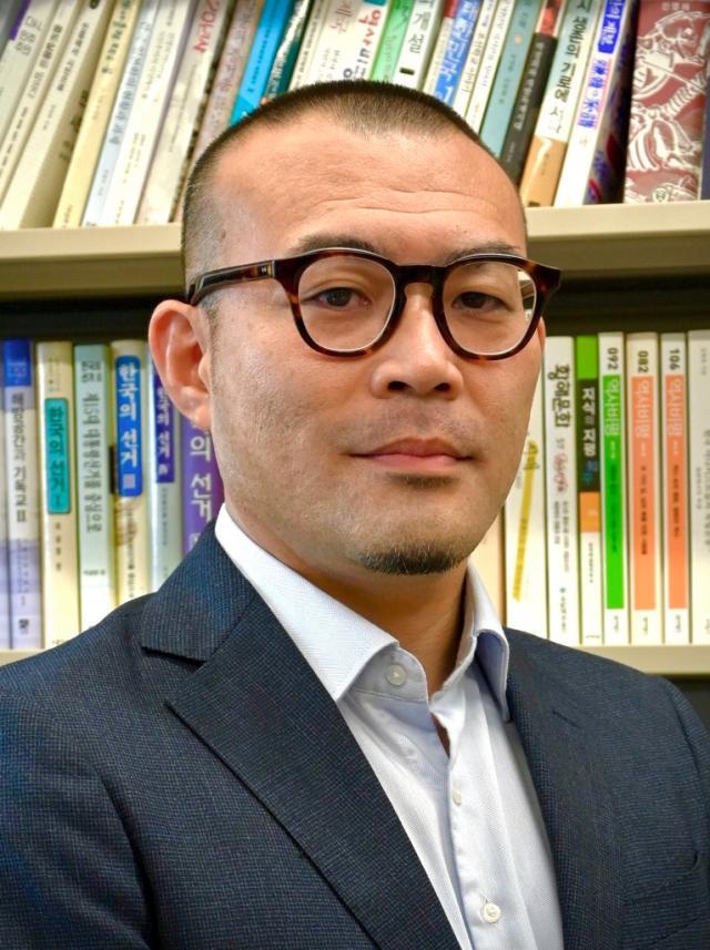 오가타 요시히로 교수