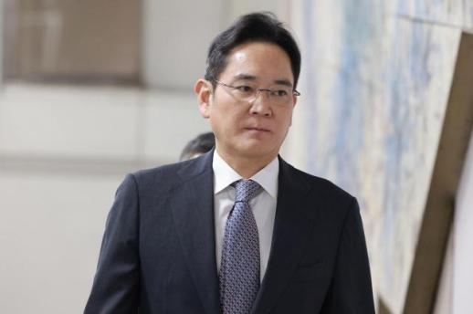 Samsungs leader Jay Y. Lee acquitted of 2015 merger case