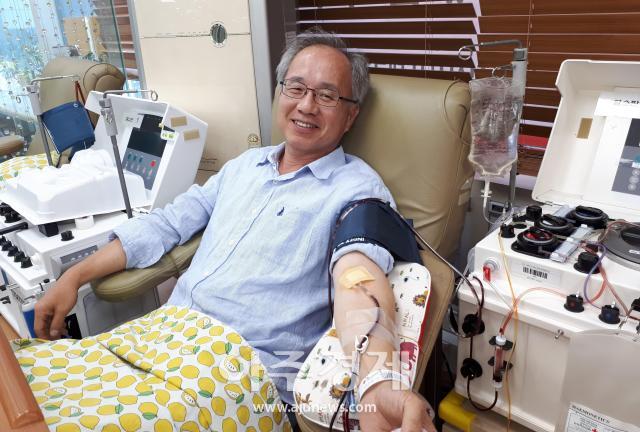 Rh- 헌혈을 급하게 구하고 있다는 안내를 받을 때마다 김광영 헌혈자는 대한적십자사 헌혈의 집 신매광장센터로 한걸음에 달려와 헌혈을 한다 사진대한적십자사 대구경북혈액원
