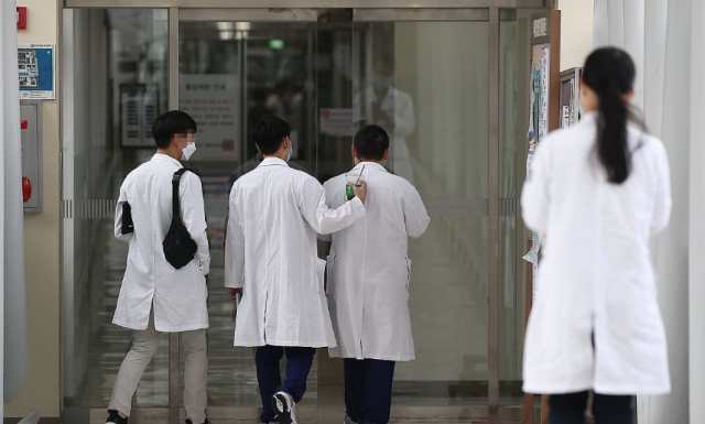「医学部の増員」に医大生も反発···1133人が集団休学申請