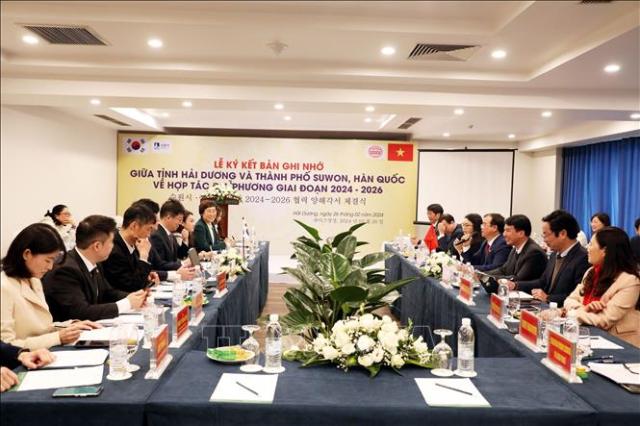 수원시-베트남 하이즈엉시 회의 모습 사진베트남통신사