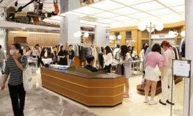 Giới trẻ Hàn Quốc đã chán hàng hiệu?…Thời điểm lên ngôi của các hãng thời trang nội địa