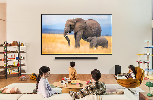 三星和LG电子将通过推出新型AI高端电视产品展开正面交锋