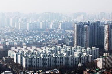 집값 비싼 데 대출 문턱은 높고 2030 청년층 주택 매수세 뚝...탈 서울 현상 가속화되나
