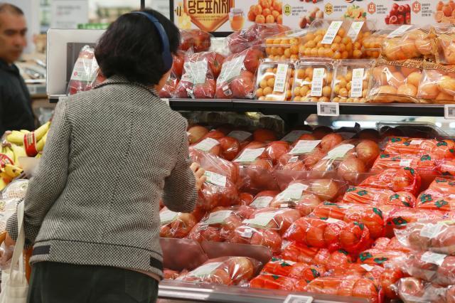 先月の果実物価上昇率40.6%、全体消費者物価上昇率との格差「歴代最大」