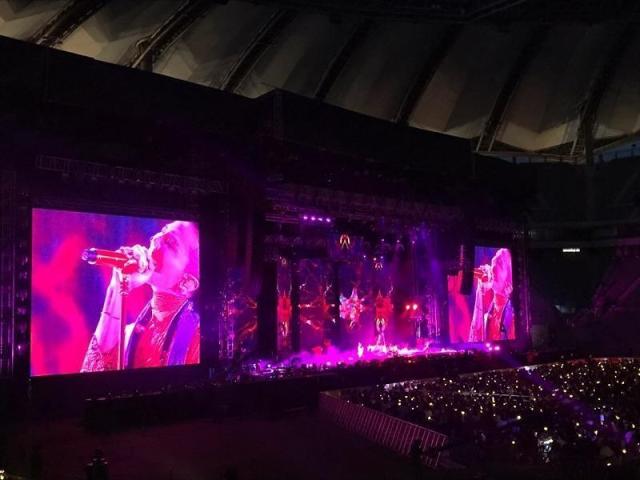 Buổi hòa nhạc solo tại Sân vận động World Cup Seoul của nam rapper G-Dragon vào năm 2017 ẢnhTổng công ty cơ sở hạ tầng Seoul