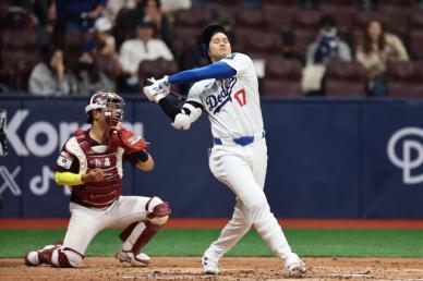 [MLB 서울] 오타니, 평가전 첫 경기는 연속 헛스윙 삼진