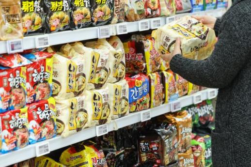 Xuất khẩu mì ăn liền của Hàn Quốc trong tháng 2 đạt mức cao nhất từ ​​trước đến nay
