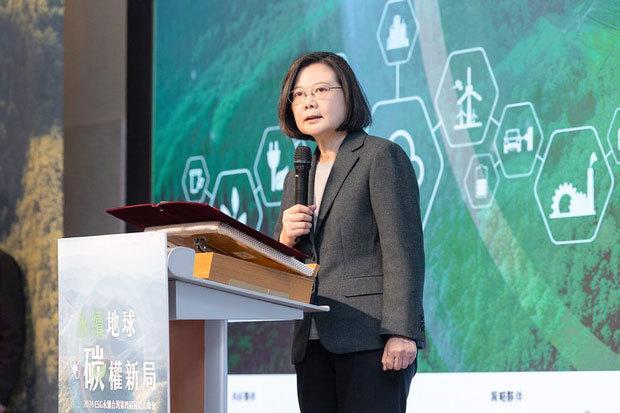 차이잉원 대만 총통은 지난해 대만의 신재생에너지 발전량이 현 정부가 출범한 2016년의 21배로 확대됐다고 밝혔다 18일 사진대만 총통실 제공

