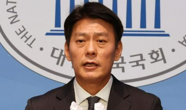 한민수 더불어민주당 대변인 사진연합뉴스
