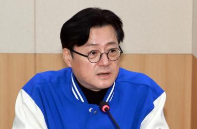 홍익표 의사 때리기 후 수습 시나리오…韓중재 비판