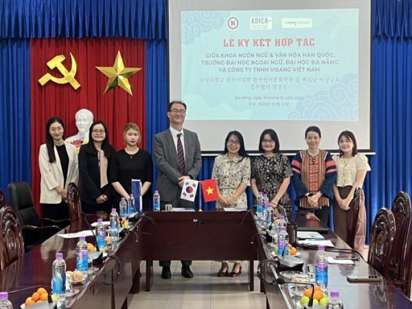 Education company Visang provides smart Korean language learning platform Klass to Vietnamese universities