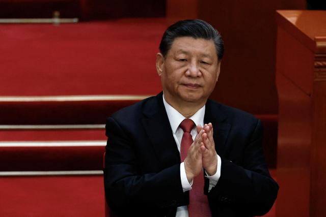  3월 11일 중국 베이징 인민대회당에서 열린 전국인민대표대회 폐막회의에서 박수