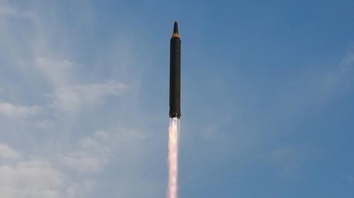 合同参謀本部「北朝鮮、東海上に向けて中長距離級弾道ミサイル１発発射」