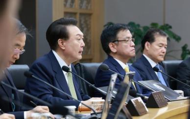 尹 대통령 긴급 농축산물 가격안정자금, 무제한·무기한 투입
