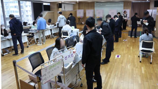 [韓国総選挙] 期日前投票開始…初日8時現在投票率1.25%