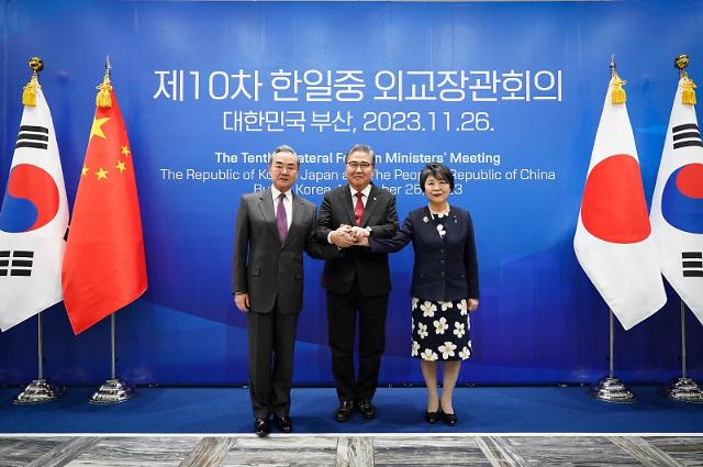 日媒：中日韩领导人会议或下月举行 聚焦经济合作和人员交流