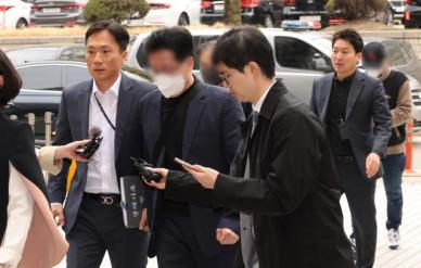 LH 감리 입찰 뇌물 의혹…시청 공무원·교수 등 3명 구속
