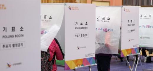 [韓国総選挙] 午後1時現在の投票率53.4%···同時間帯「最高値」