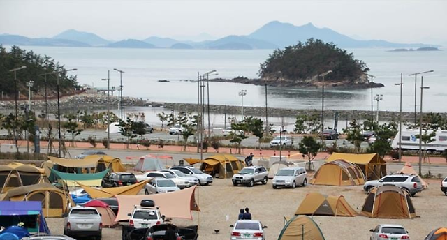 韩露营经济蓬勃 全国露营地逾3700个创新高