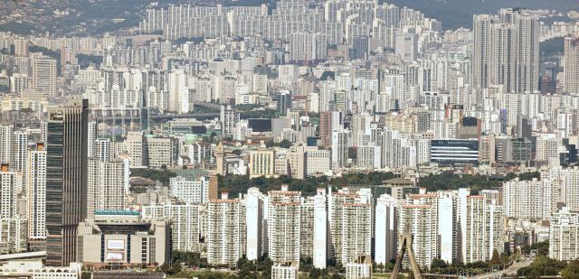 4월 이어 5월 위기설까지...전문가들 위기전이 가능성 낮아…우량사업장 중심 지원 필요