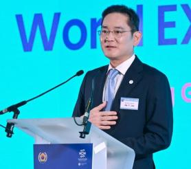 Chủ tịch Samsung Lee Jae-yong là người đứng đầu danh sách 50 người giàu nhất Hàn Quốc của Forbes