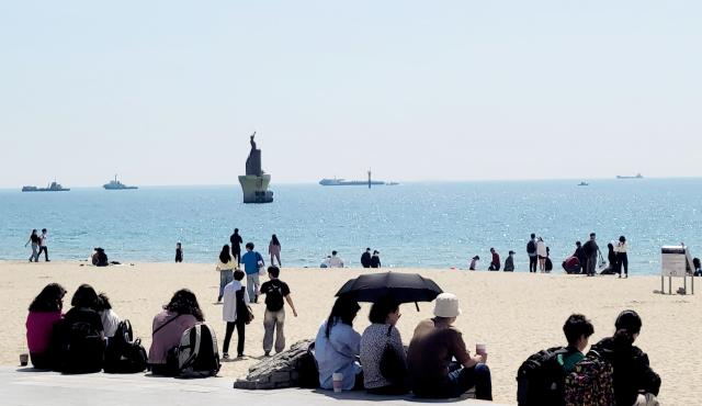 Bãi biển Haeundae ở Busan Ảnh chụp ngày 1442024 ẢnhYonhap News