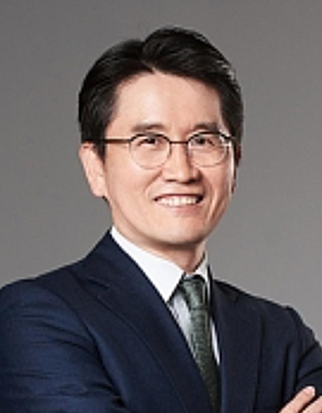 尹, '채상병 특검법' 앞두고 신임 공수처장 지명...판사 출신 오동운 변호사