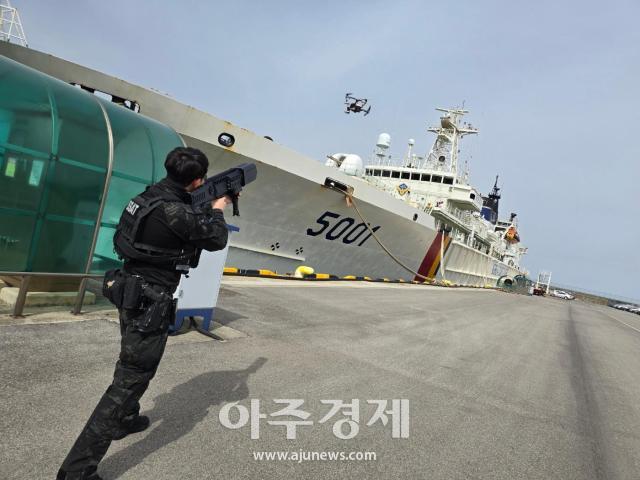 동해해양경찰서, 묵호항 인근 해상에서 항만 방호 및 해상 대테러 훈련 실시