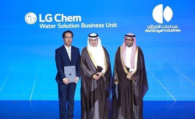 LG Chem Vice President Hyung Hoon left Saudi Minister of Environment Water and Agriculture Abdulrahman bin Abdulmohsen Al Fadley and Alkhorayef Group CEO Mohammed Alkhorayef right pose after signing a partnership to supply advanced water solutions to Saudi Arabia  Courtesy of LG Chem
