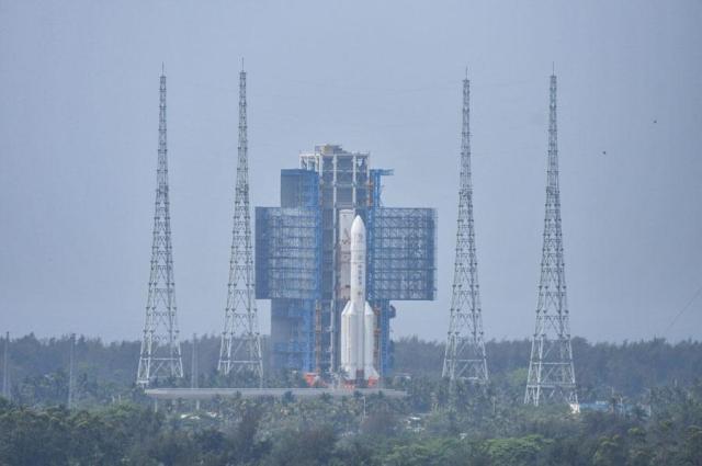 The Change 6 lunar probe and the Long March-5 Y8 carrier rocket combination sit atop the launch pad at the Wenchang Space Launch Site in Hainan province China on April 27 2024 Reuters-Yonhap