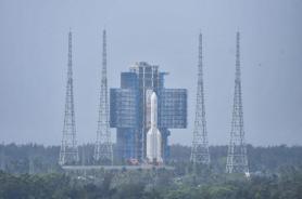 Opinion: China set to blast off to far side of the Moon – heres what it could discover