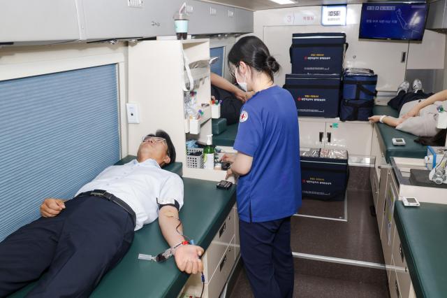 코레일관광개발, 임직원단체 헌혈 동참… 헌혈증 사회복지 단체 기부