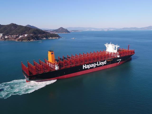 ハンファオーシャン、国産LNG燃料タンク搭載の超大型コンテナ船の引き渡し