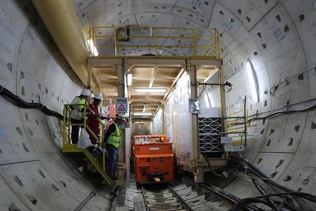 글로독역에서 코타역 방면으로 굴착공사가 진행되고 있는 지하터널 7일 자카르타특별주 사진NNA