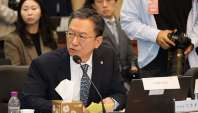 [속보] 민주당 5선, 정성호 22대 전반기 국회의장 후보 사퇴