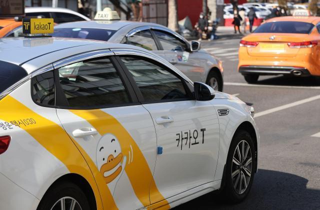 택시표시등 광고 시범운영 3년 연장…사업 효과성·적절성 검증