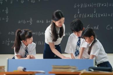 韩国教师不满情绪上升 教职满意度降至历史最低