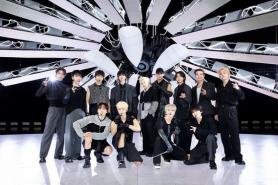 Các nhóm nhạc K-pop bận rộn với lịch trình xuất hiện tại các lễ hội âm nhạc quốc tế