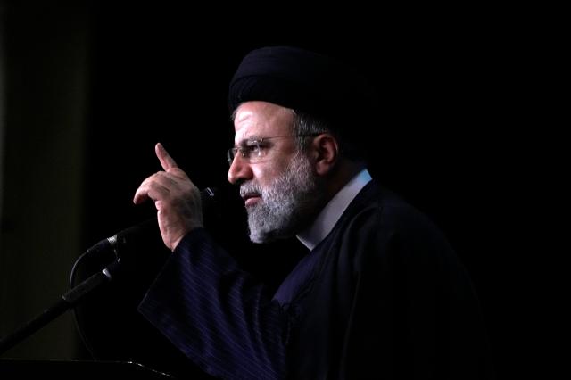  [이란 대통령 사망] 권력투쟁 불보듯…중동 파장에 서방 촉각  