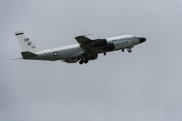 [단독] 美 RC-135정찰기, 한반도 출격…北 추가 도발 징후 포착했나