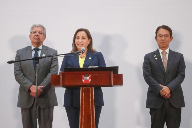 Peruvian President Dina Boluarte middle gives a congratulatory speech during the signing ceremony held on May 21 local time Courtesy of 