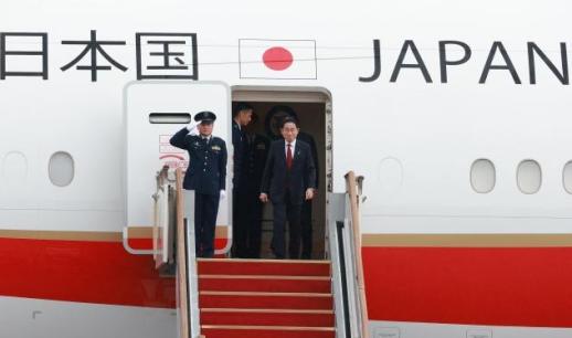 [포토] 기시다 후미오 일본 총리, 한일중 정상회의 참석차 방한