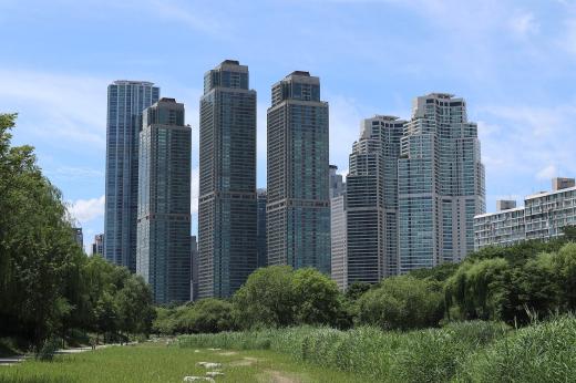 韩国超高层公寓竞争激烈 吸引高端买家争抢