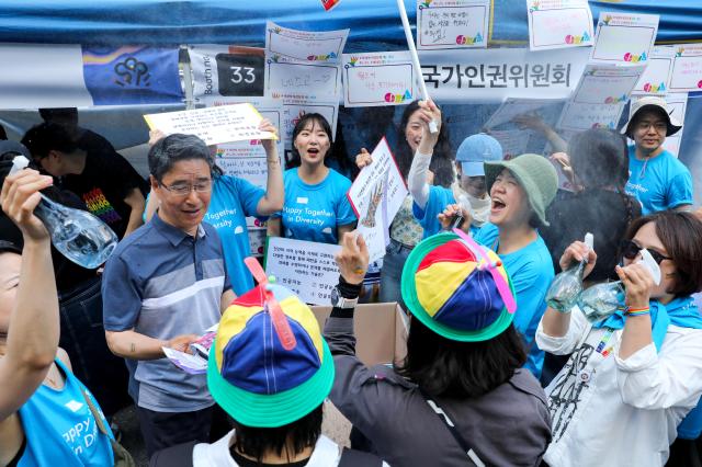 Visitors has enjoyed an experience at a festival AJU PRESS Kim Dong-woo