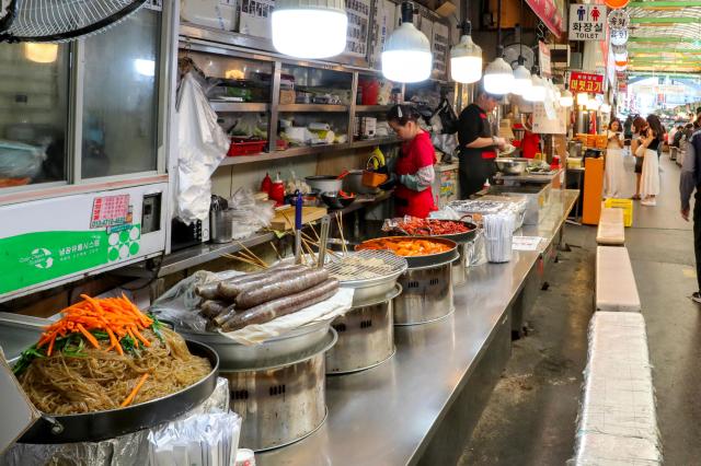 A stall sits empty at a traditional market in Jongno-gu Seoul June 4 2024 AJU PRESS Kim Dong-woo