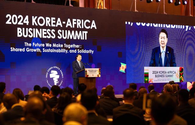 President Yoon Suk-yeol is delivering the keynote speech at the 2024 Korea-Africa Business Summit on June 5 in Seoul Yonhap