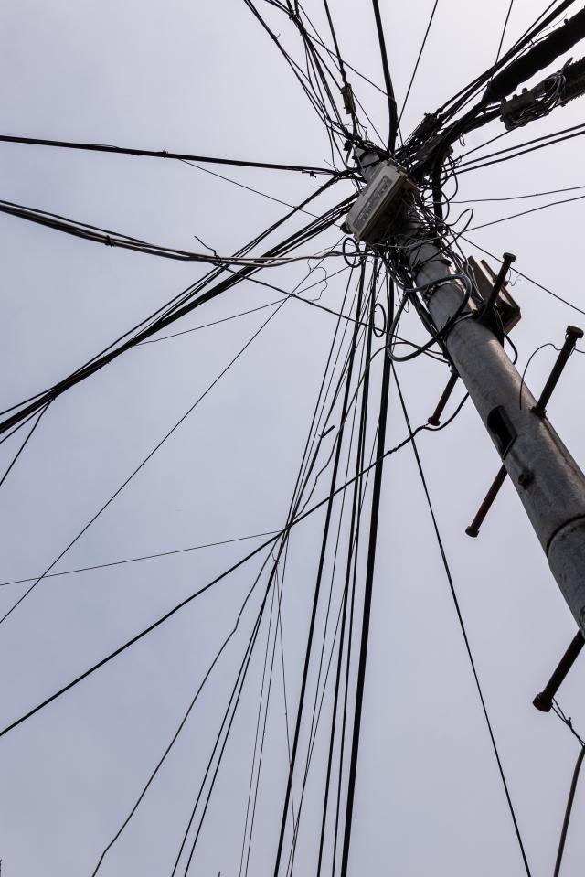 A dense web of power lines crisscrosses the sky above the shantytown a sight no longer found in any other part of the affluent Gangnam AJU PRESS Park Jong-hyeok