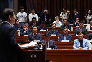 민주 "권익위, 김건희 명품백 의혹 종결...특검법 도입 명분 분명"